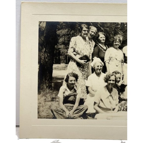 Ladies Church Group Found Photo Vintage 40s Snapshot Womens Bible Study - Picture 5 of 7